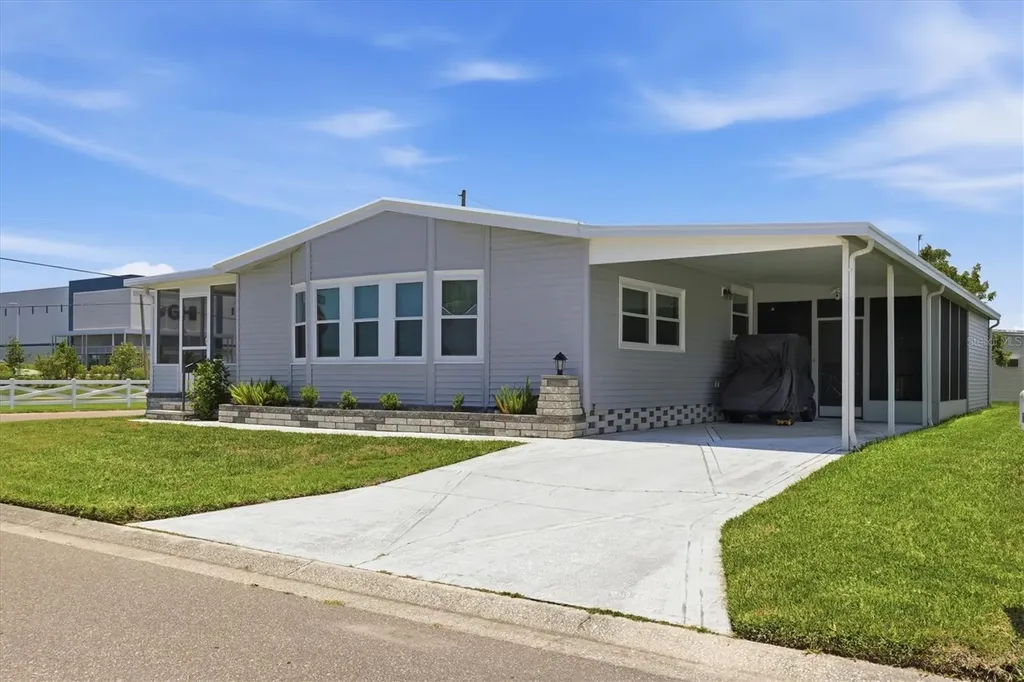 1536 45th Avenue E Ellenton FL 34222