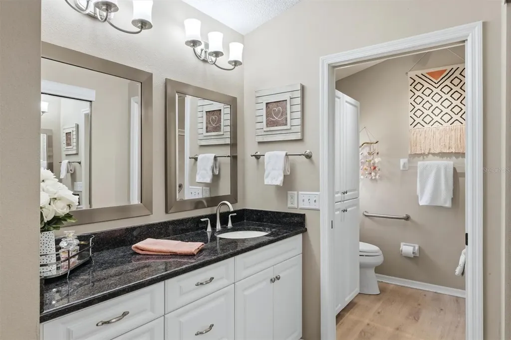 211 Carriage House Lane Nokomis FL 34275