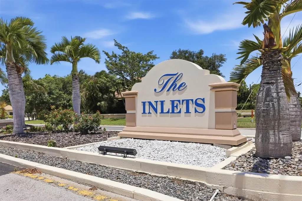 211 Carriage House Lane Nokomis FL 34275