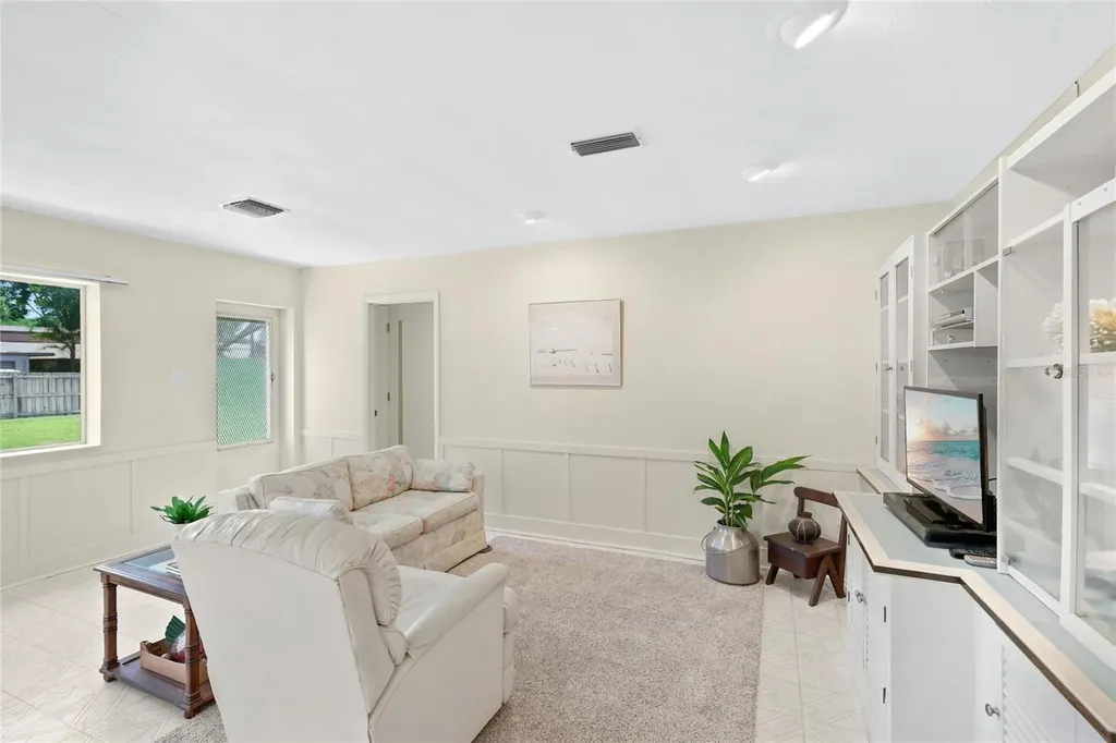 5701 Blount Avenue Sarasota FL 34231