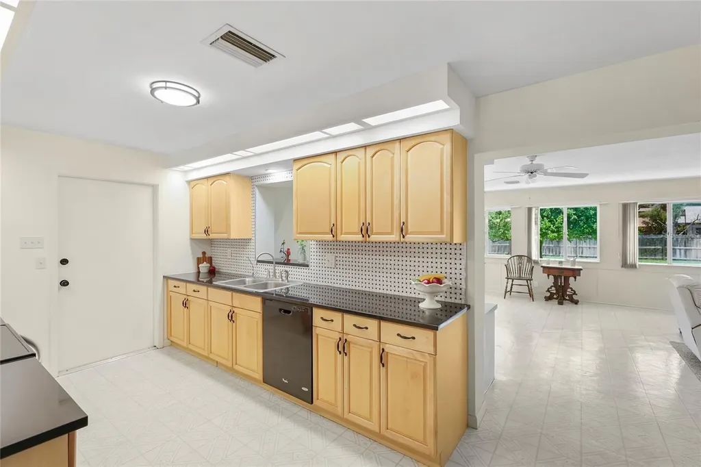 5701 Blount Avenue Sarasota FL 34231