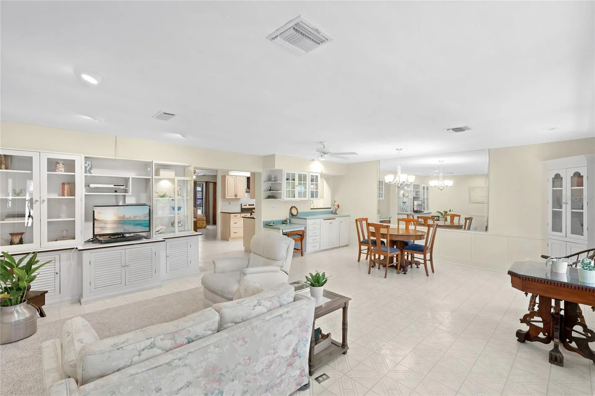 5701 Blount Avenue Sarasota FL 34231