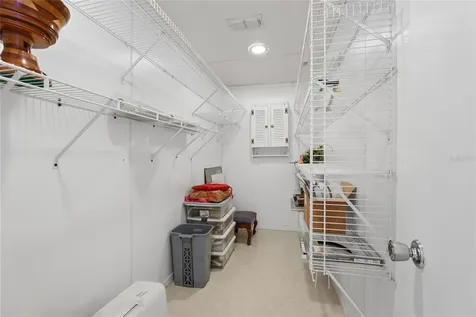 5701 Blount Avenue Sarasota FL 34231