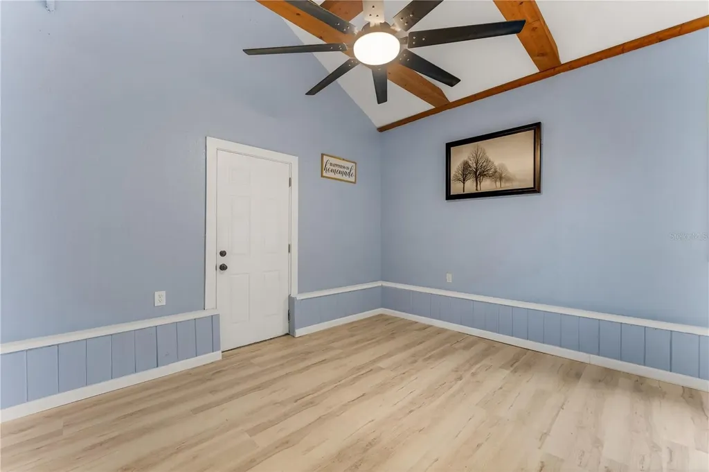 5651 Orange Grove Avenue New Port Richey FL 34652