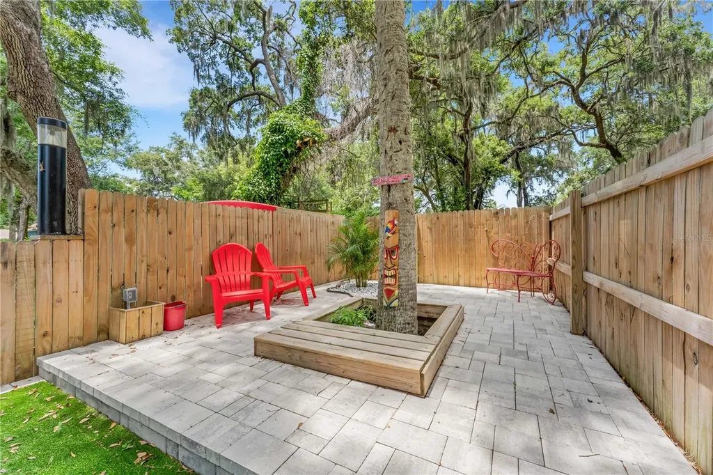 5651 Orange Grove Avenue New Port Richey FL 34652
