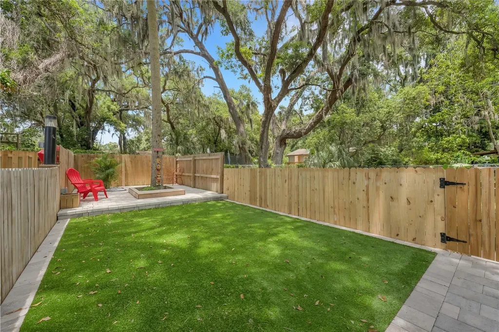 5651 Orange Grove Avenue New Port Richey FL 34652