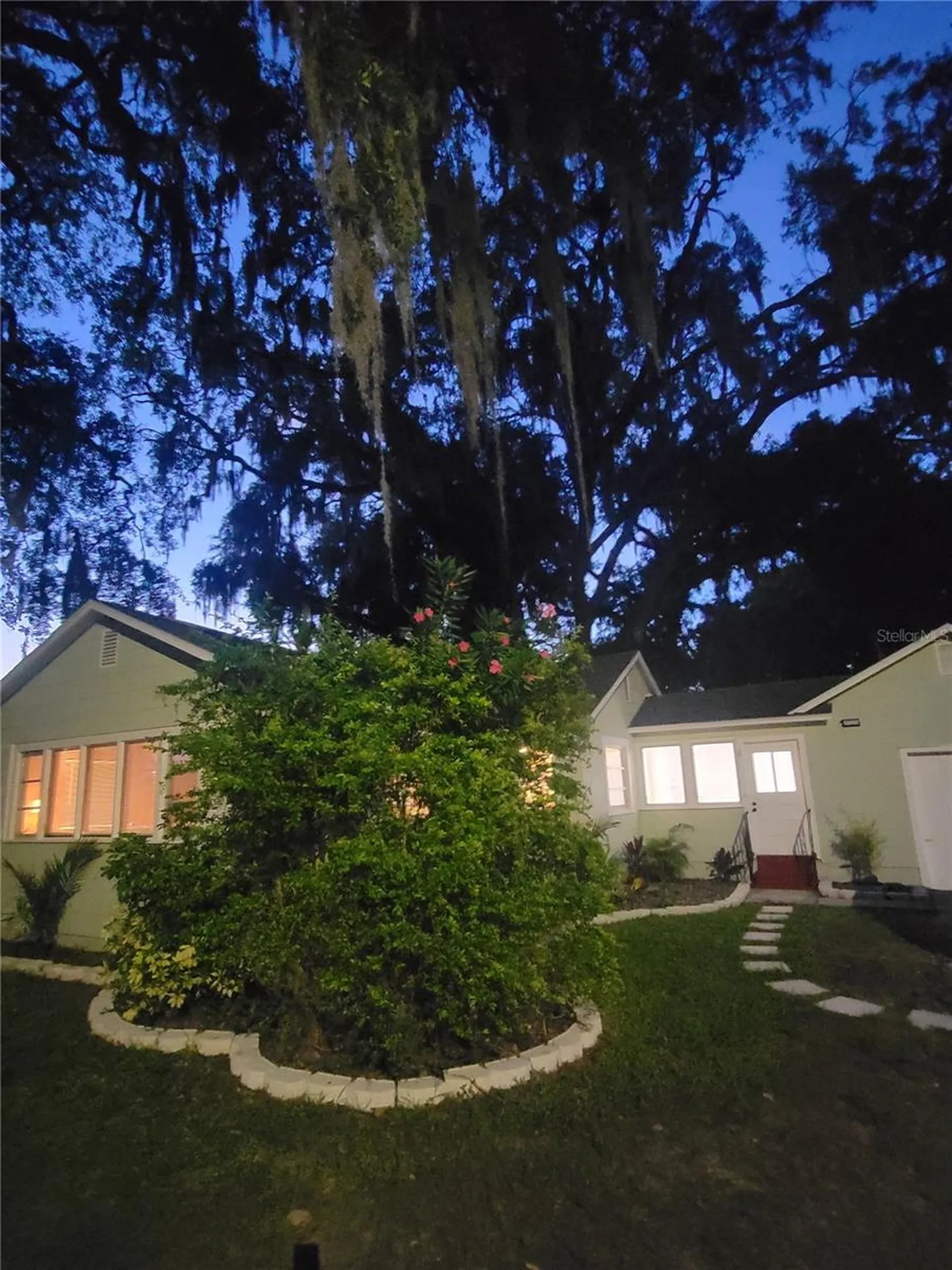 5651 Orange Grove Avenue New Port Richey FL 34652