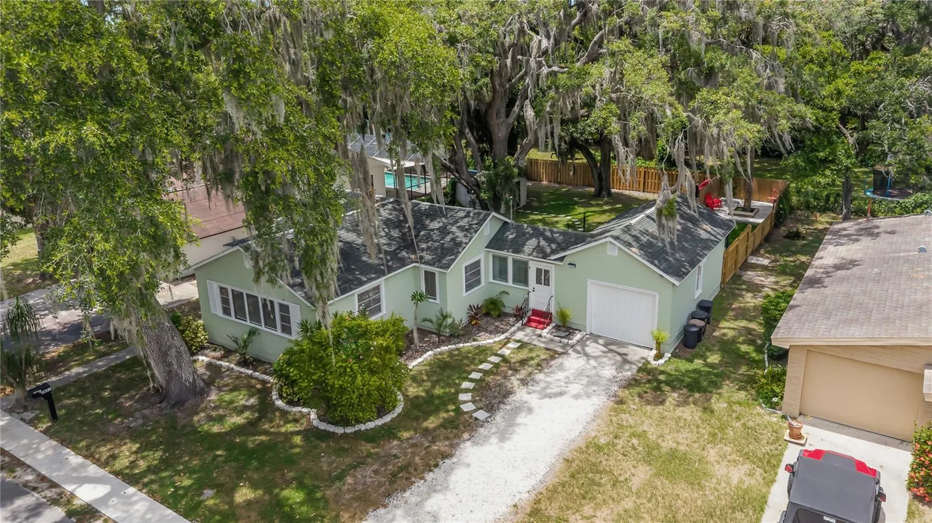 5651 Orange Grove Avenue New Port Richey FL 34652