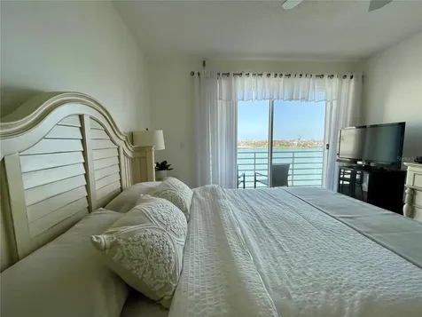 7882 Sailboat Key Boulevard S South Pasadena FL 33707