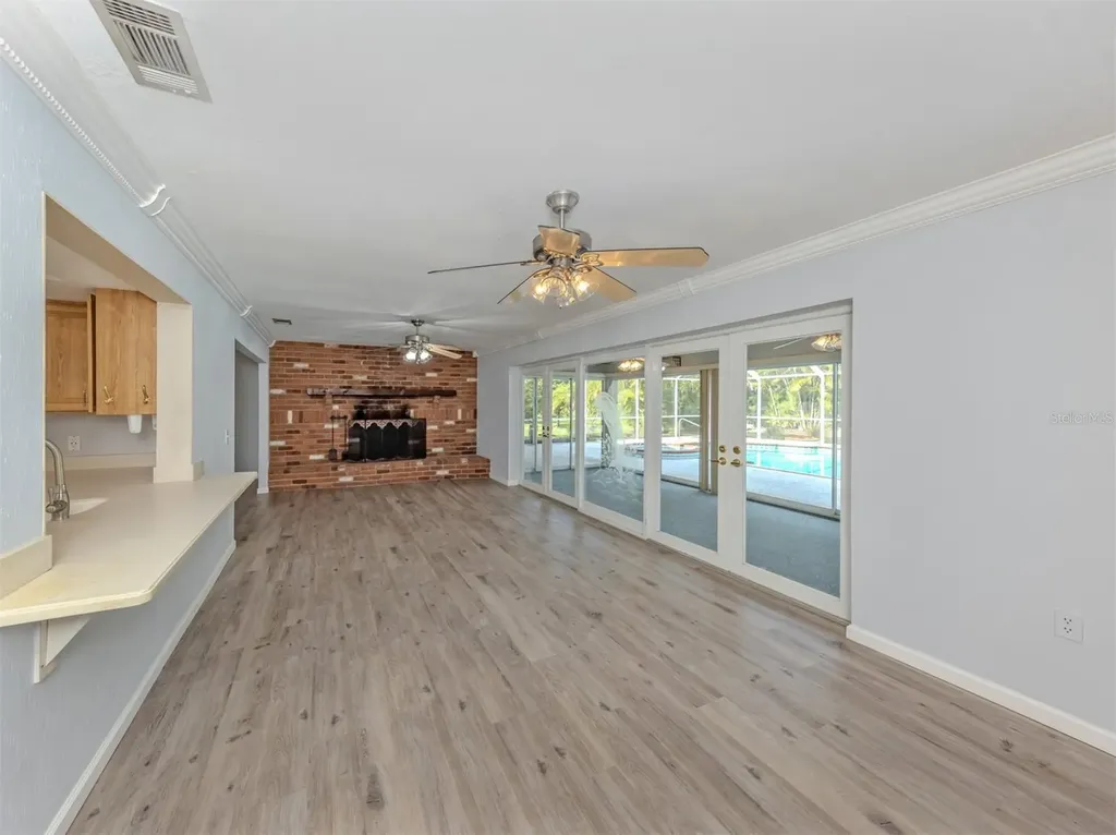 1720 Sandy Court Venice FL 34293