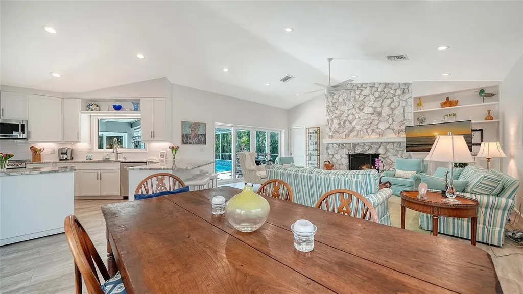 5161 Flicker Field Circle Sarasota FL 34231