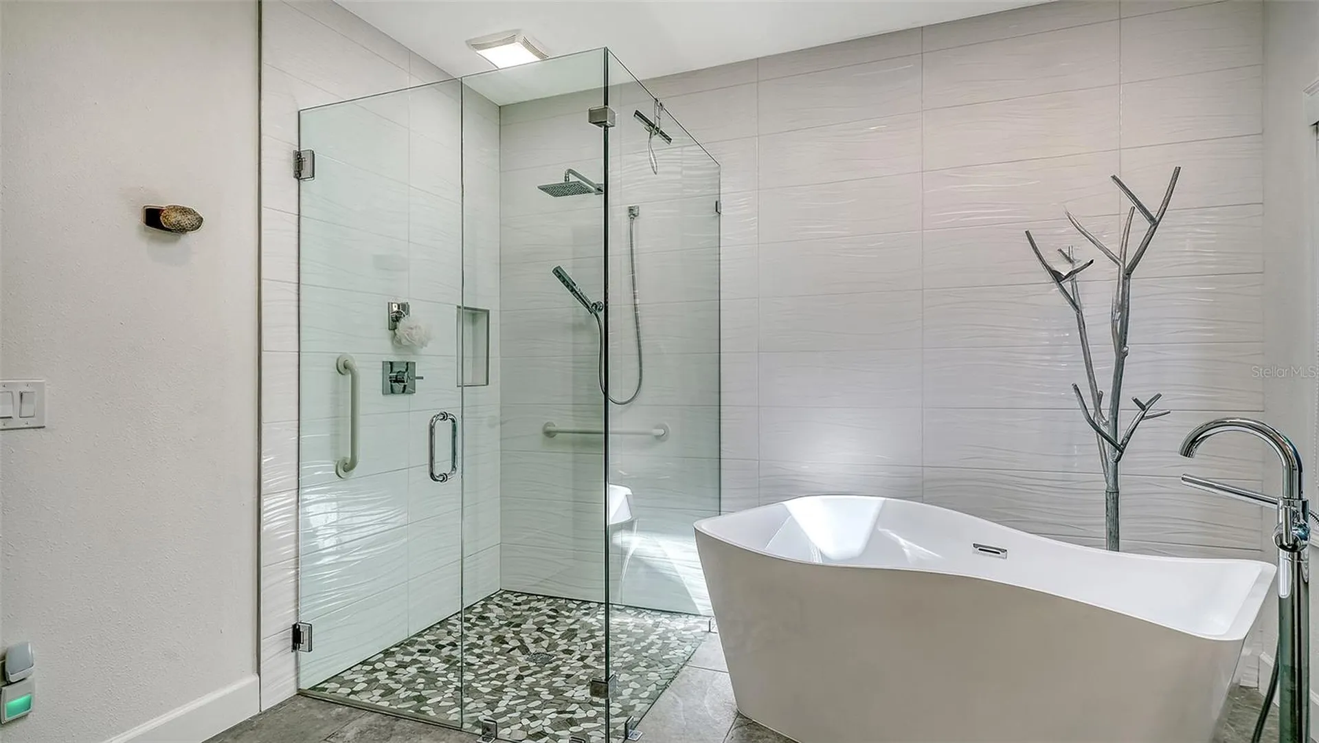 5161 Flicker Field Circle Sarasota FL 34231