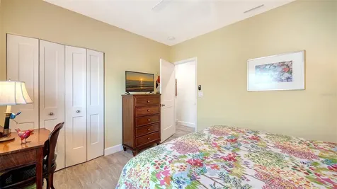 5161 Flicker Field Circle Sarasota FL 34231