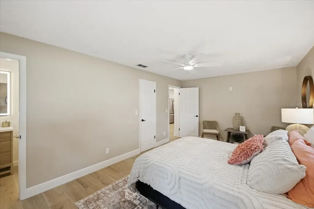 7536 18th Way N St Petersburg FL 33702