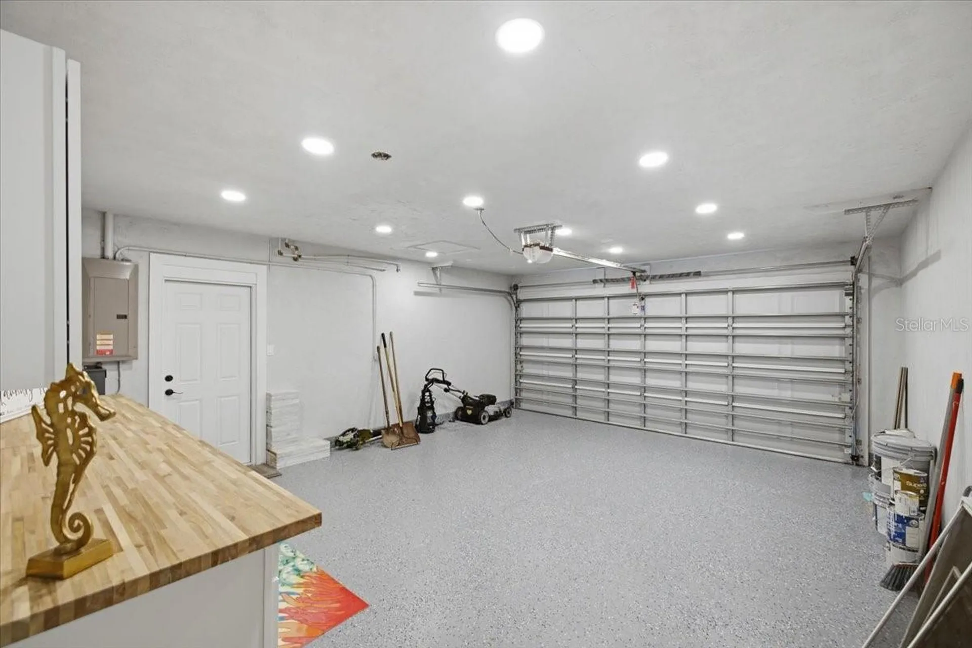 7536 18th Way N St Petersburg FL 33702