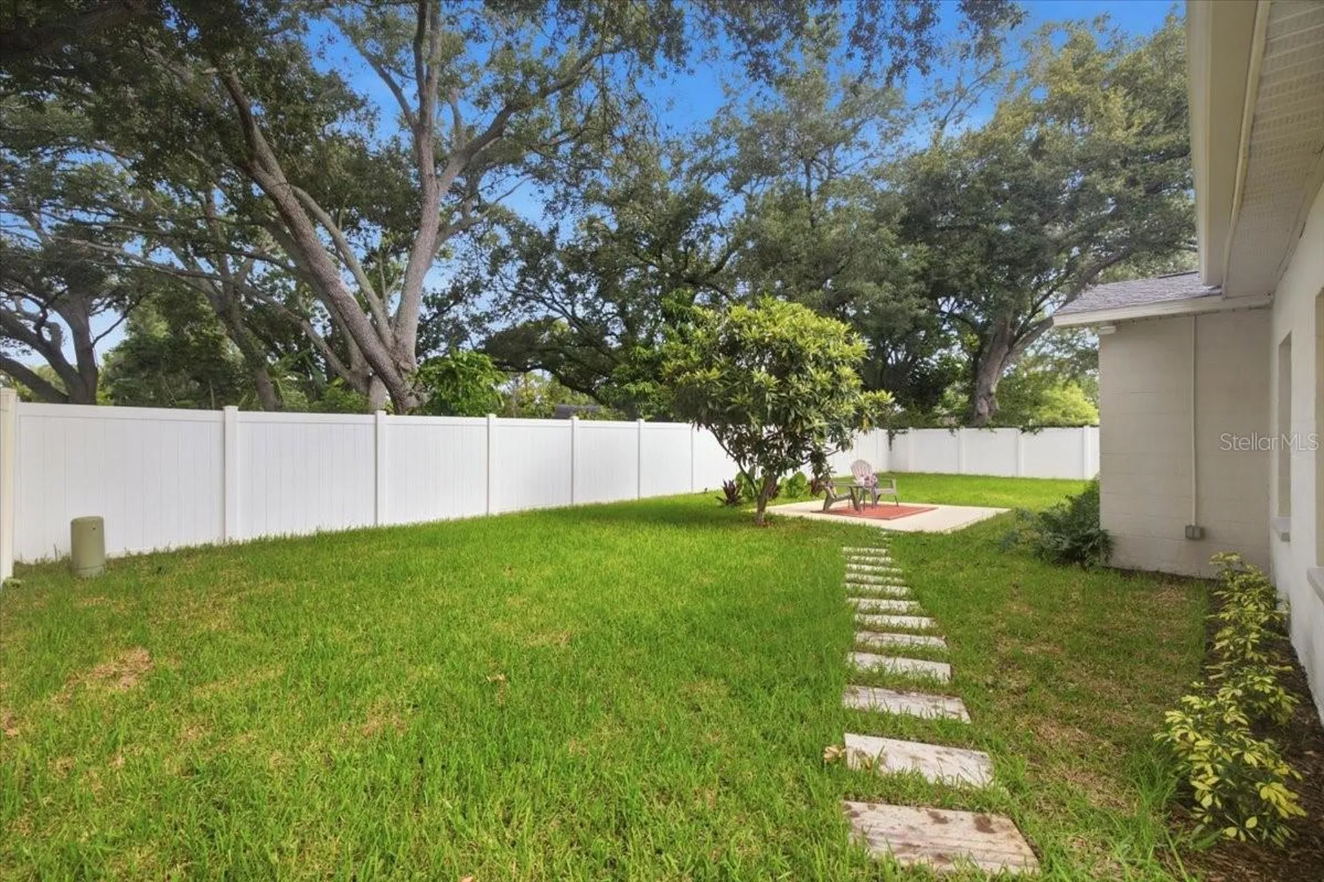 7536 18th Way N St Petersburg FL 33702