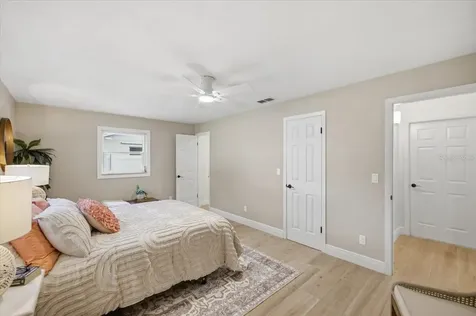7536 18th Way N St Petersburg FL 33702