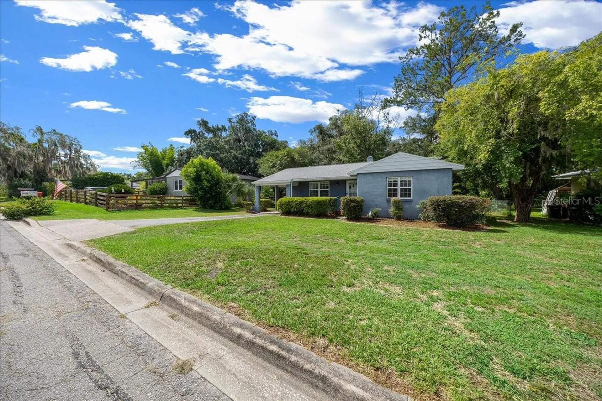 1142 NE 8th Street Ocala FL 34470