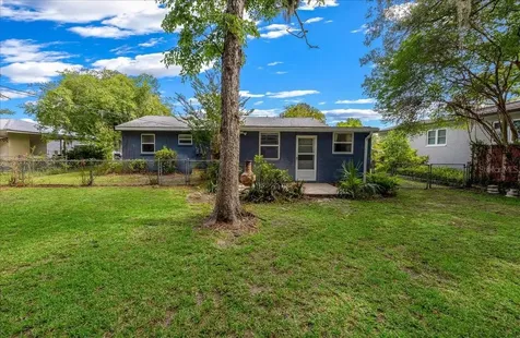 1142 NE 8th Street Ocala FL 34470