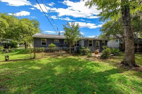 1142 NE 8th Street Ocala FL 34470