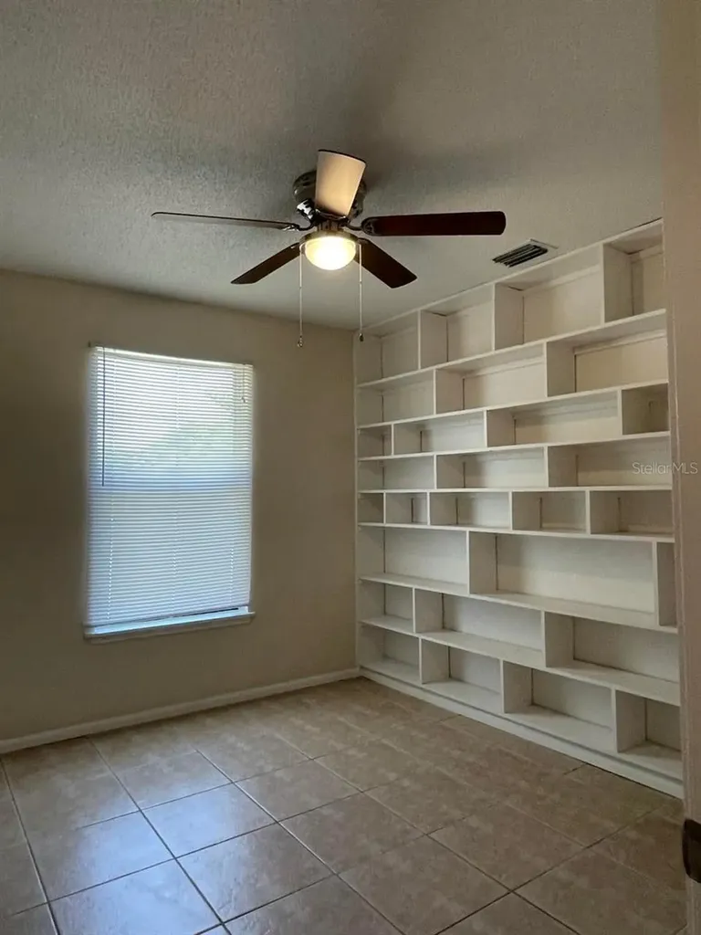 512 Galloway Avenue Deltona FL 32725