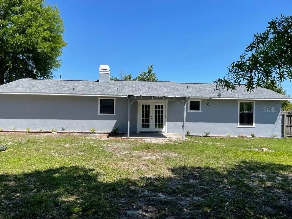 512 Galloway Avenue Deltona FL 32725