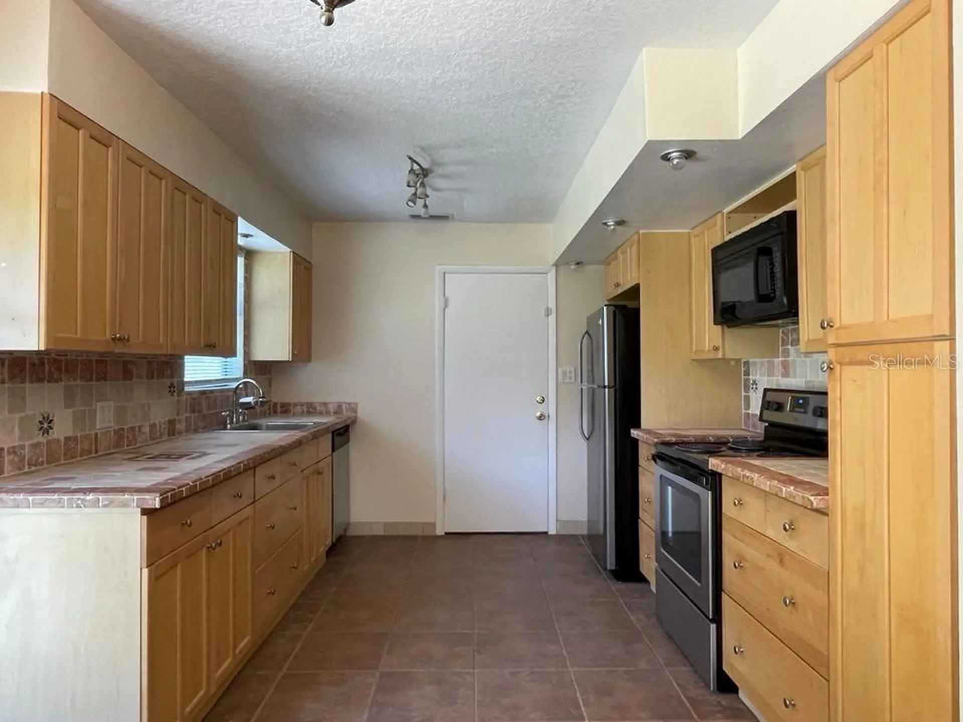 512 Galloway Avenue Deltona FL 32725