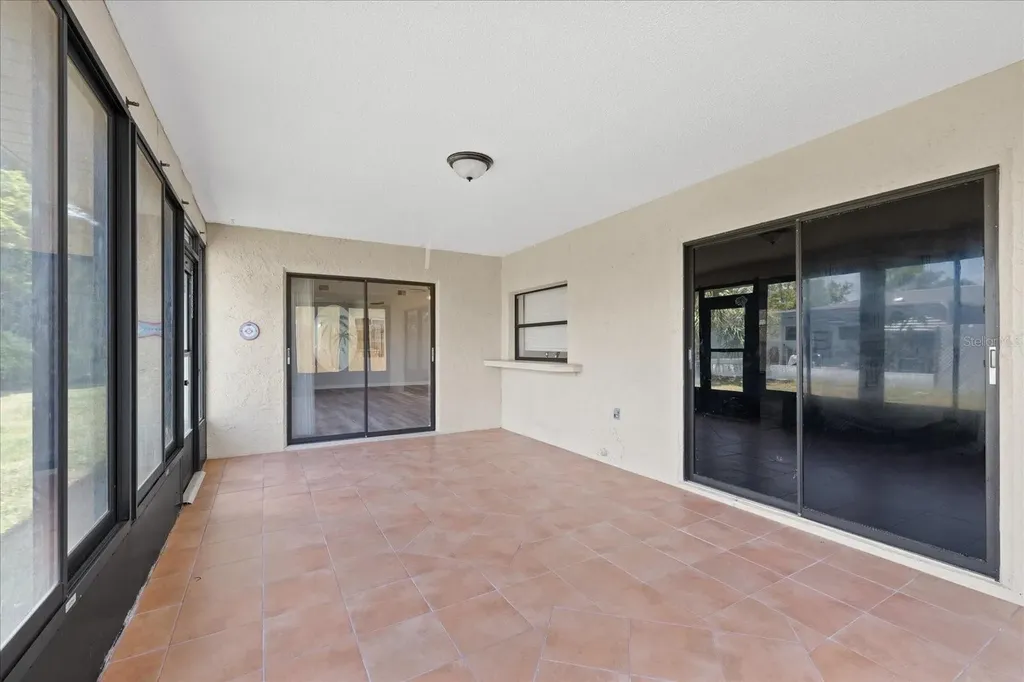 7025 Kingsway Drive Port Richey FL 34668