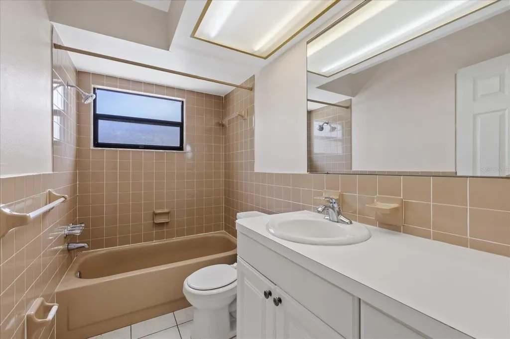 7025 Kingsway Drive Port Richey FL 34668
