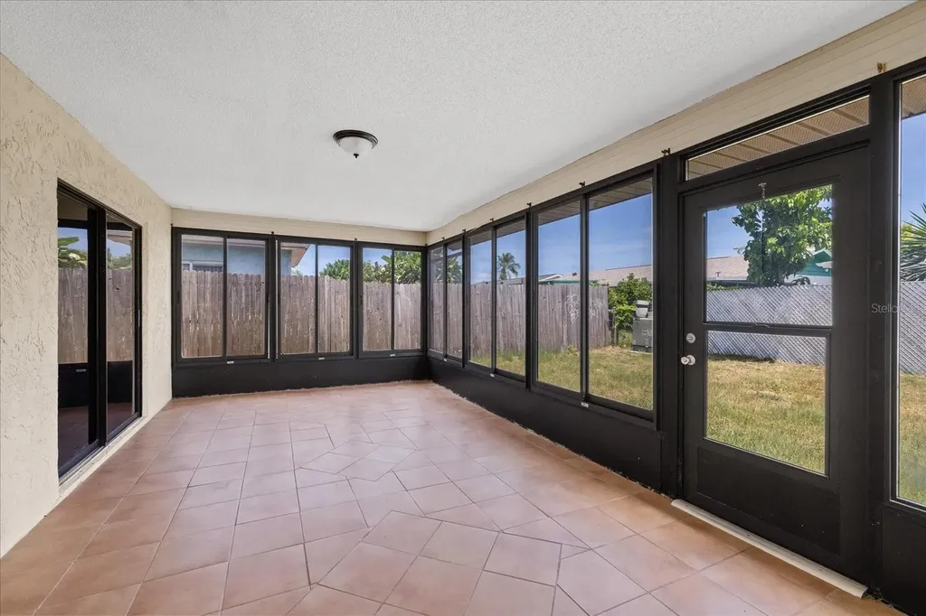 7025 Kingsway Drive Port Richey FL 34668