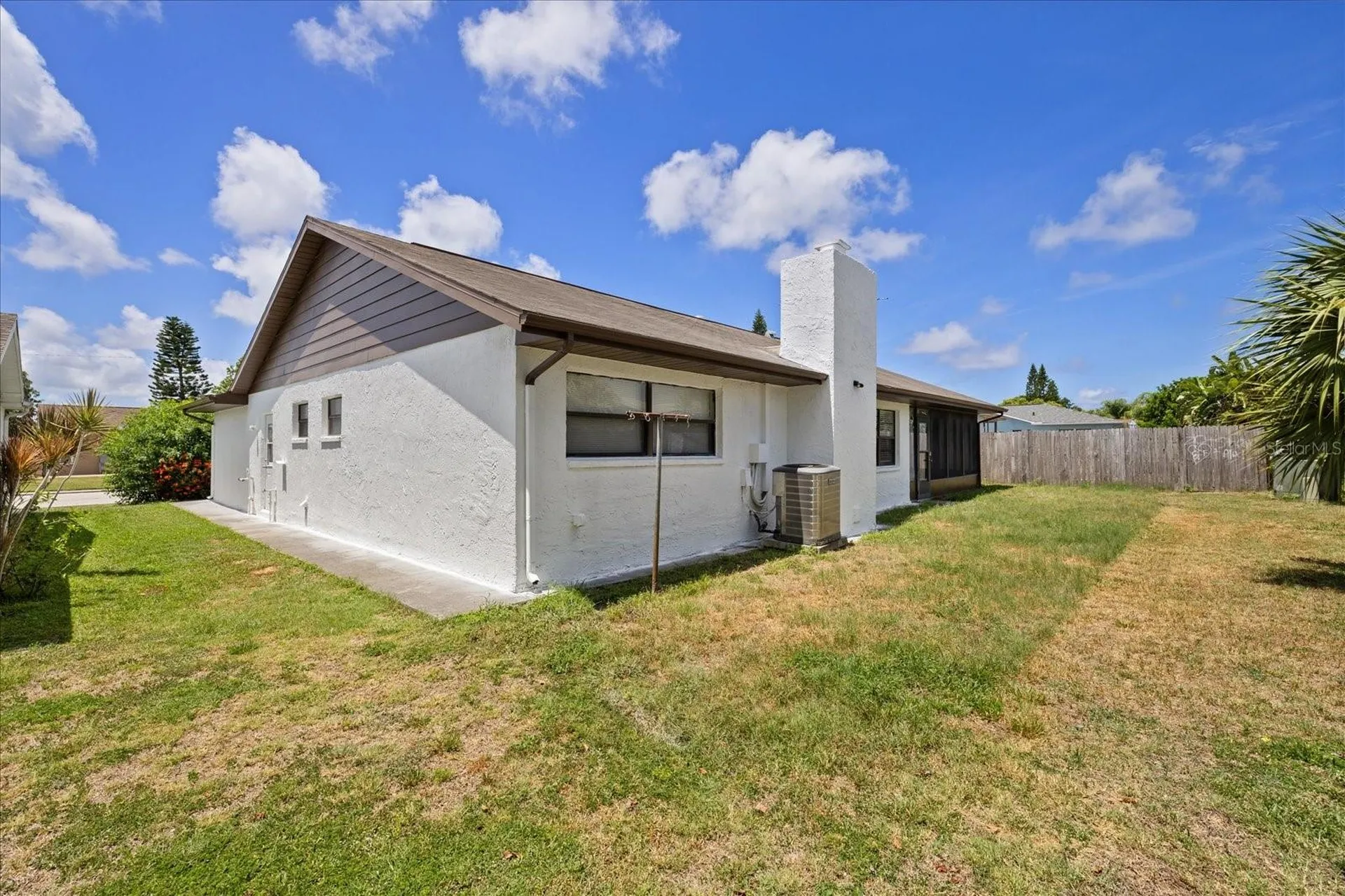 7025 Kingsway Drive Port Richey FL 34668