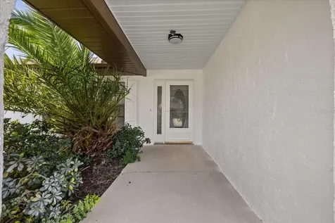 7025 Kingsway Drive Port Richey FL 34668