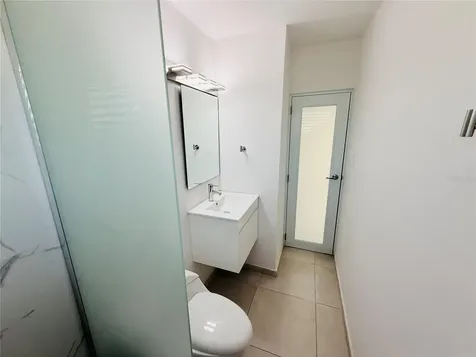 Triplex House Calle 5 D1 Ext. Buso Humacao PR 00791