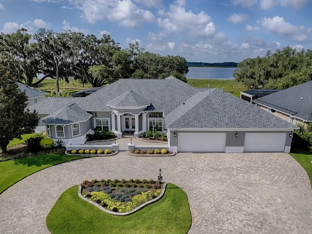 1792 Lake Miona Drive The Villages FL 32162
