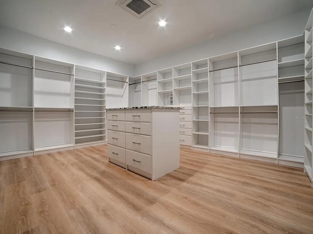 1792 Lake Miona Drive The Villages FL 32162