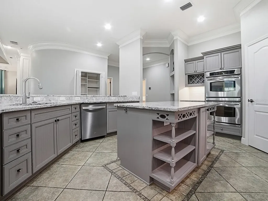 1792 Lake Miona Drive The Villages FL 32162