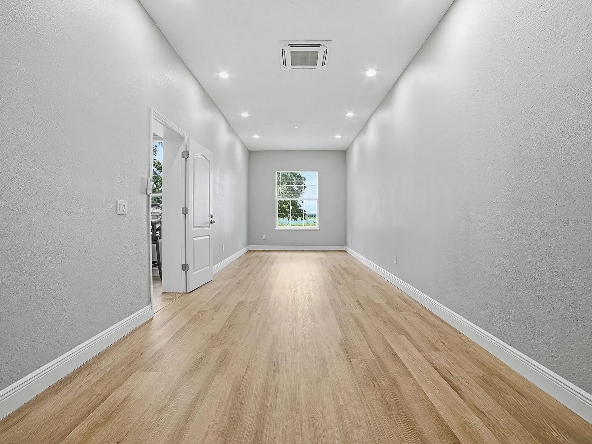 1792 Lake Miona Drive The Villages FL 32162