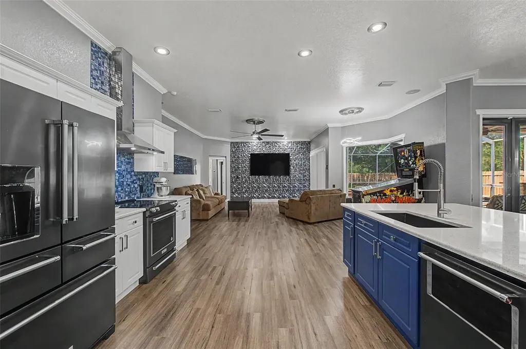 2311 Peterson Road Lakeland FL 33812