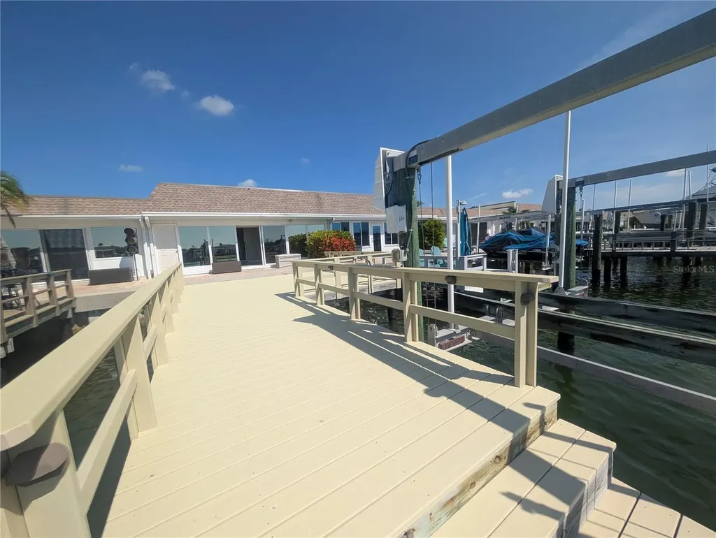 542 Boca Ciega Point Boulevard N Madeira Beach FL 33708