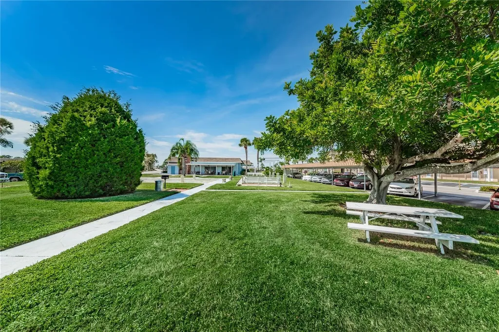 542 Boca Ciega Point Boulevard N Madeira Beach FL 33708