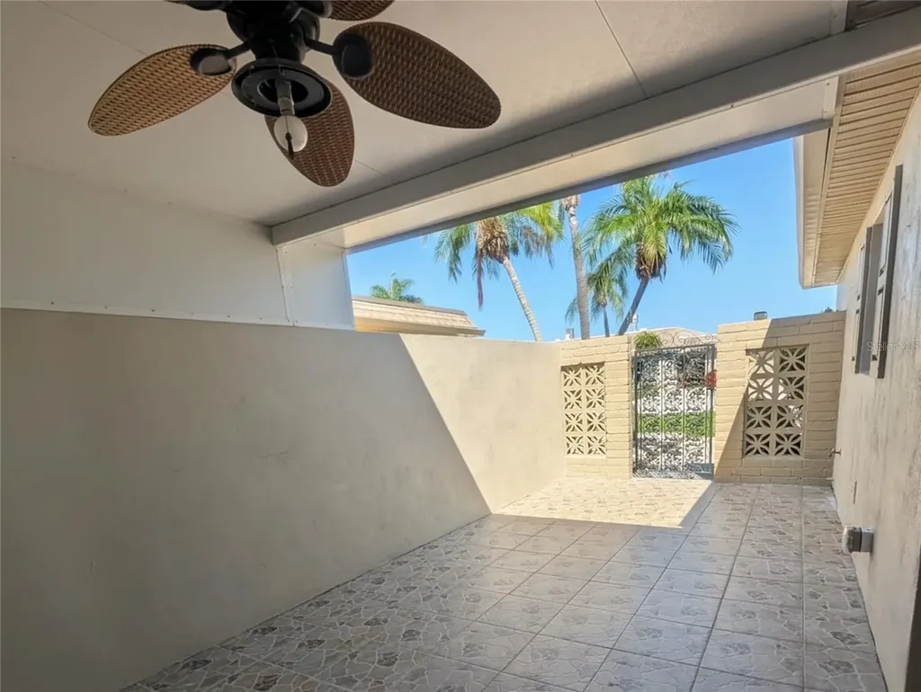 542 Boca Ciega Point Boulevard N Madeira Beach FL 33708