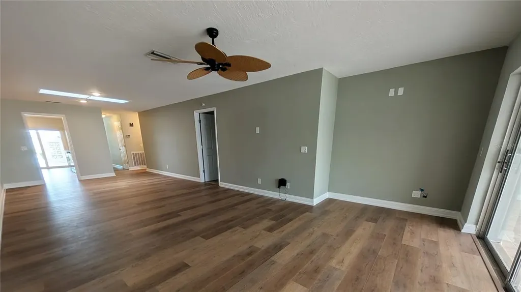 542 Boca Ciega Point Boulevard N Madeira Beach FL 33708