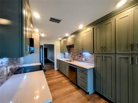 542 Boca Ciega Point Boulevard N Madeira Beach FL 33708
