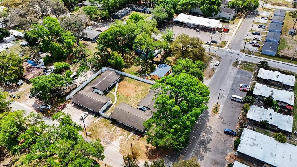 14207 N 12th Street Tampa FL 33613