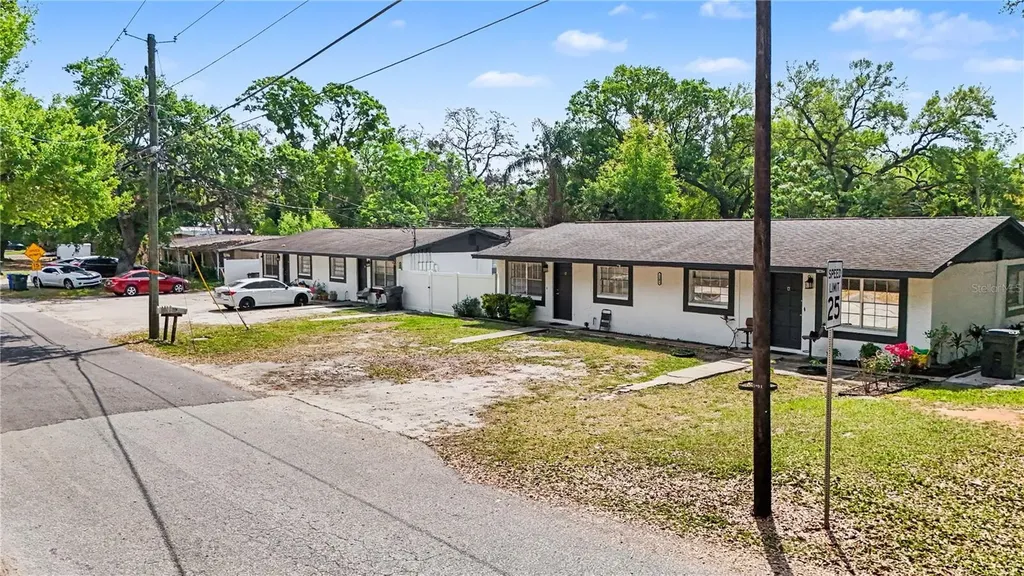 14207 N 12th Street Tampa FL 33613