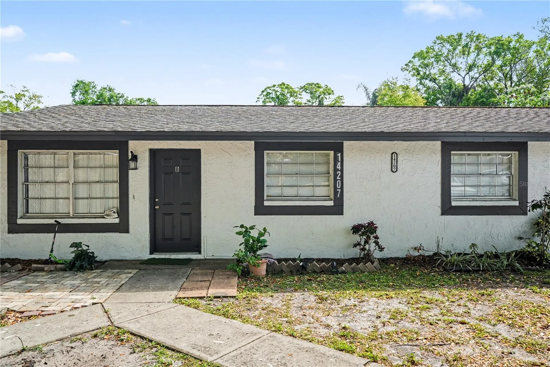 14207 N 12th Street Tampa FL 33613