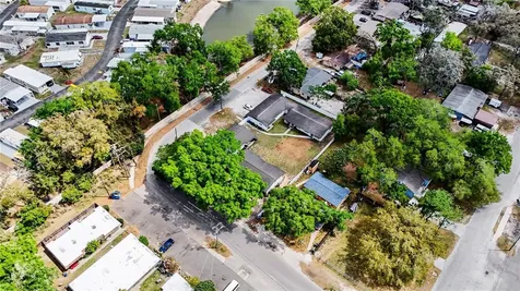 14207 N 12th Street Tampa FL 33613