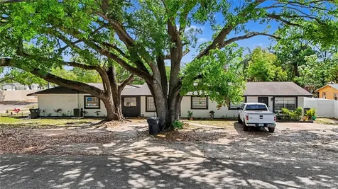 14207 N 12th Street Tampa FL 33613