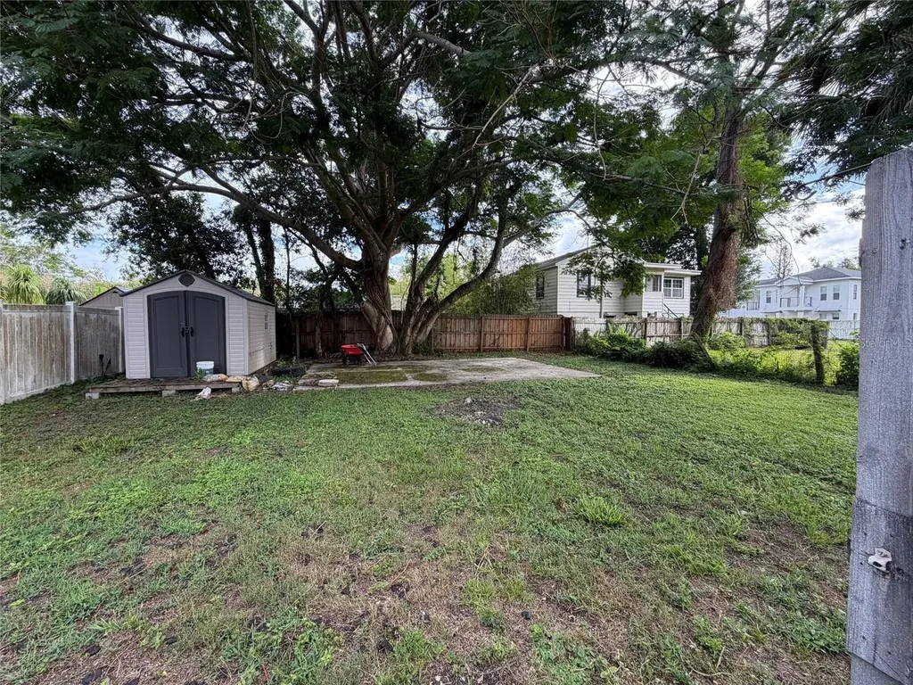 1405 Park Lake Street Orlando FL 32803