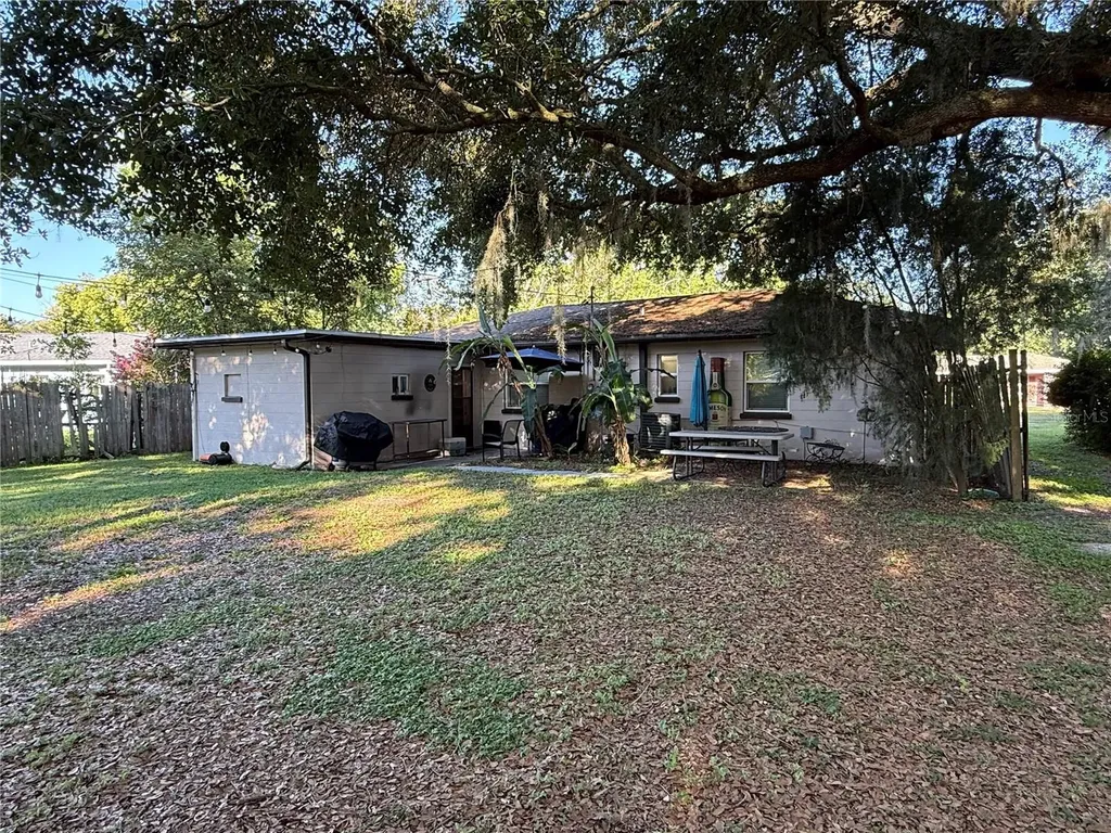 3142 Henderson Circle W Lakeland FL 33803